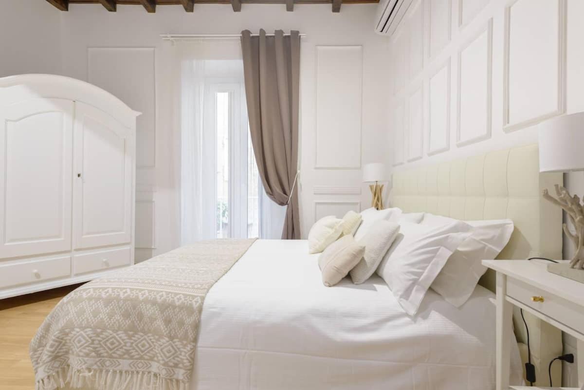 Navona Love Apartment